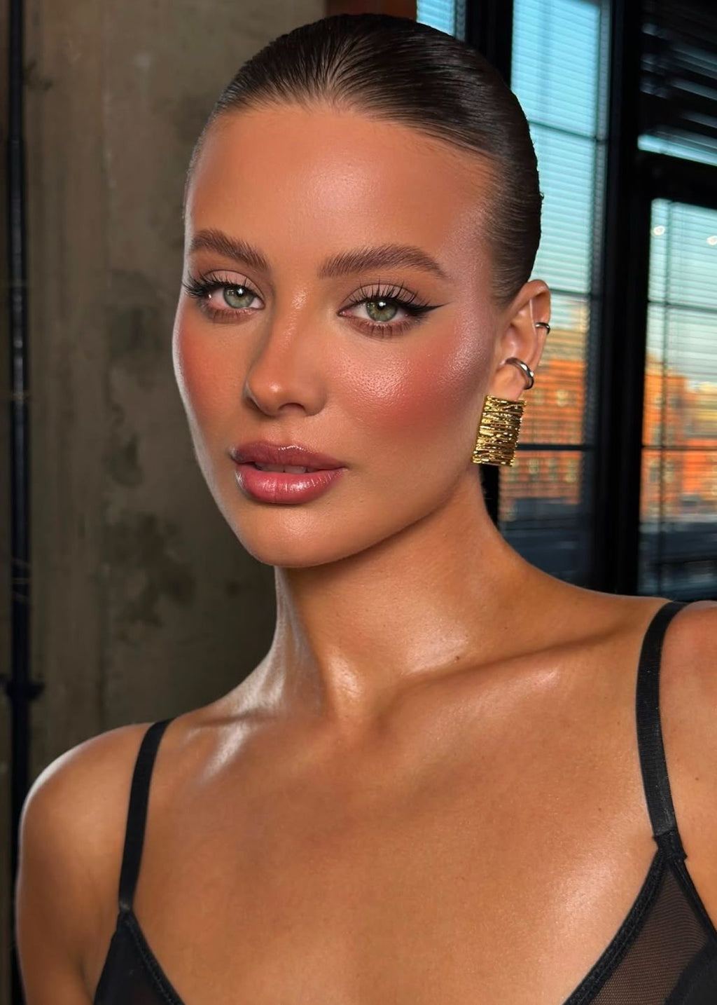 Makeup For Editorial & Photoshoot